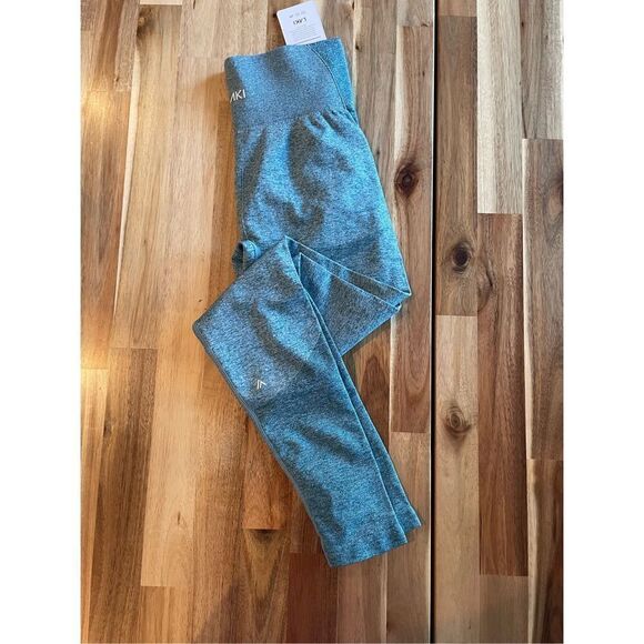 Laki Leggings - Picture 1 of 7